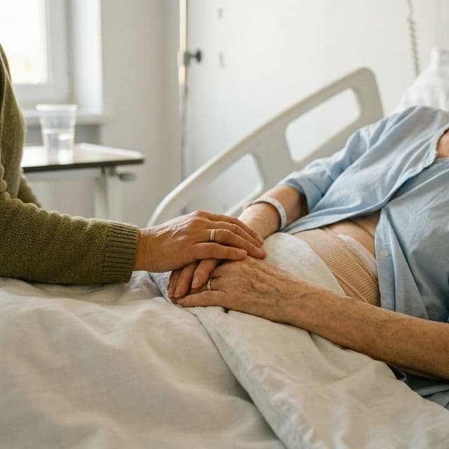 Mama po operacji biodra — jak zorganizowaliśmy opiekę domową w 48 godzin